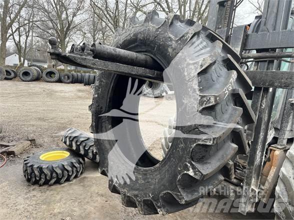 BKT 480/70R34 Utilaje construcții - Altele