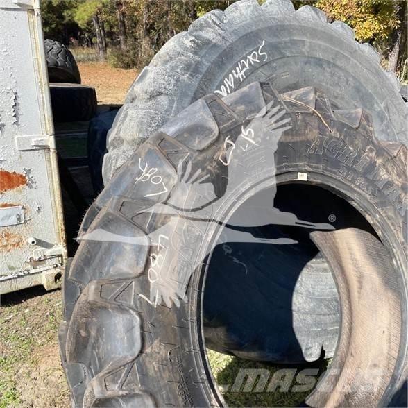 BKT 480/70R34 Utilaje construcții - Altele