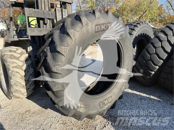 BKT 710/70R42 Utilaje construcții - Altele