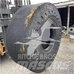 Toyo 26.5X25 Anvelope, roti si jante