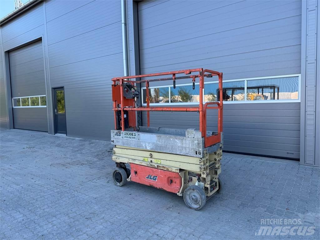 JLG 1930es Alte ascensoare si platforme