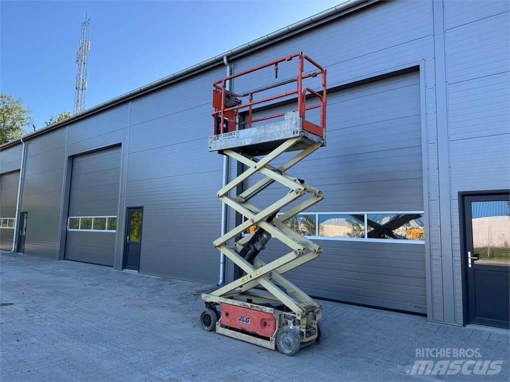 JLG 1930es Alte ascensoare si platforme