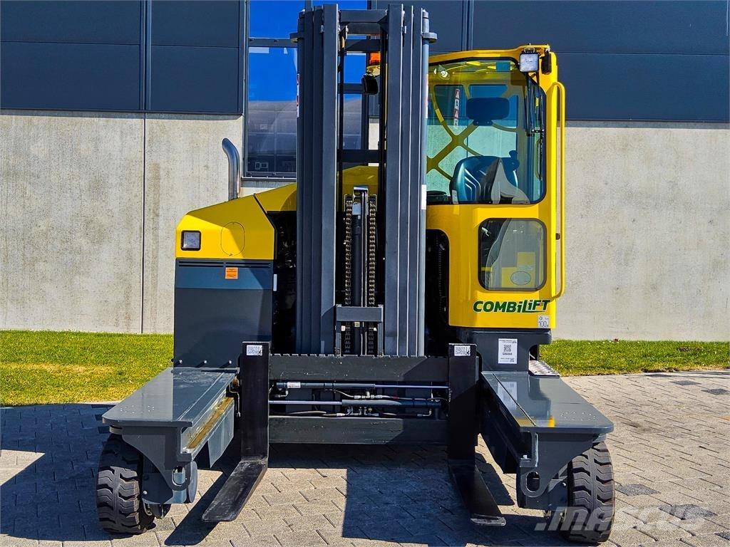 Combilift C 4000 Stivuitoare cu patru brate
