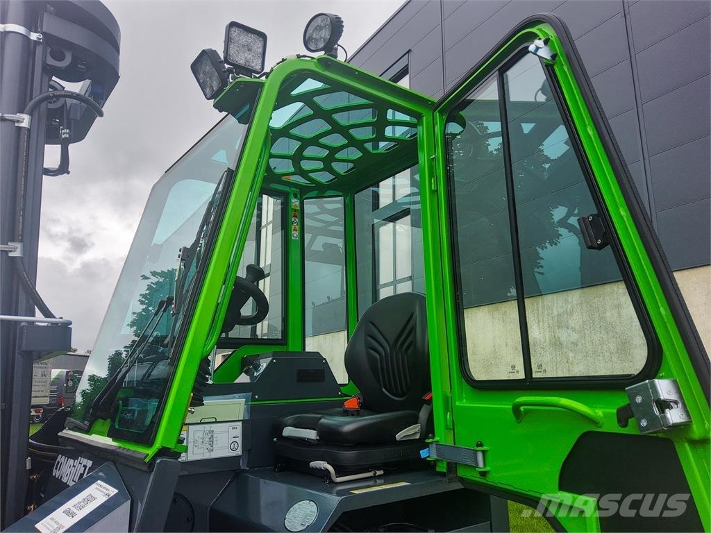 Combilift CBE 3000 Stivuitoare cu patru brate