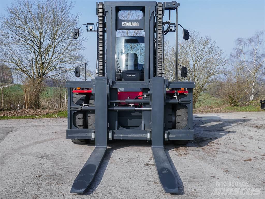 Kalmar DCG 330-12 Stivuitor diesel