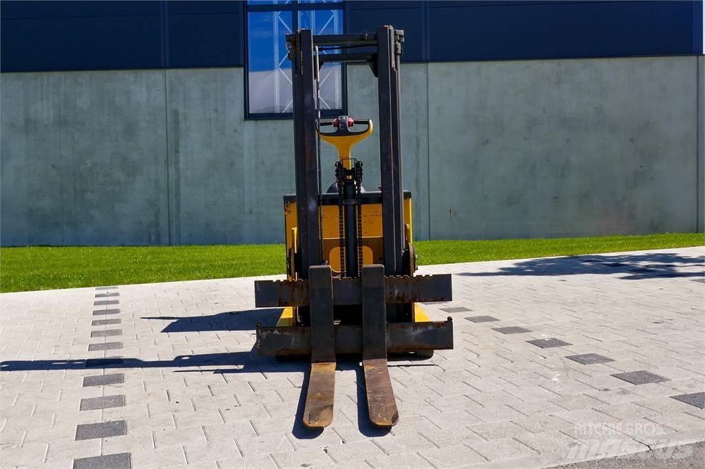 Linde L12 Transpaleta manuala