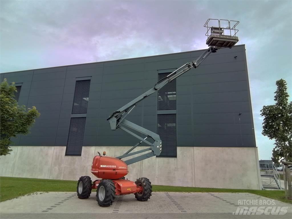 Manitou 165 ATJ Nacele cu brat articulat