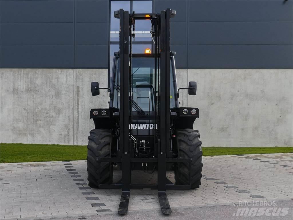 Manitou M 30-4 Masini de teren dificil