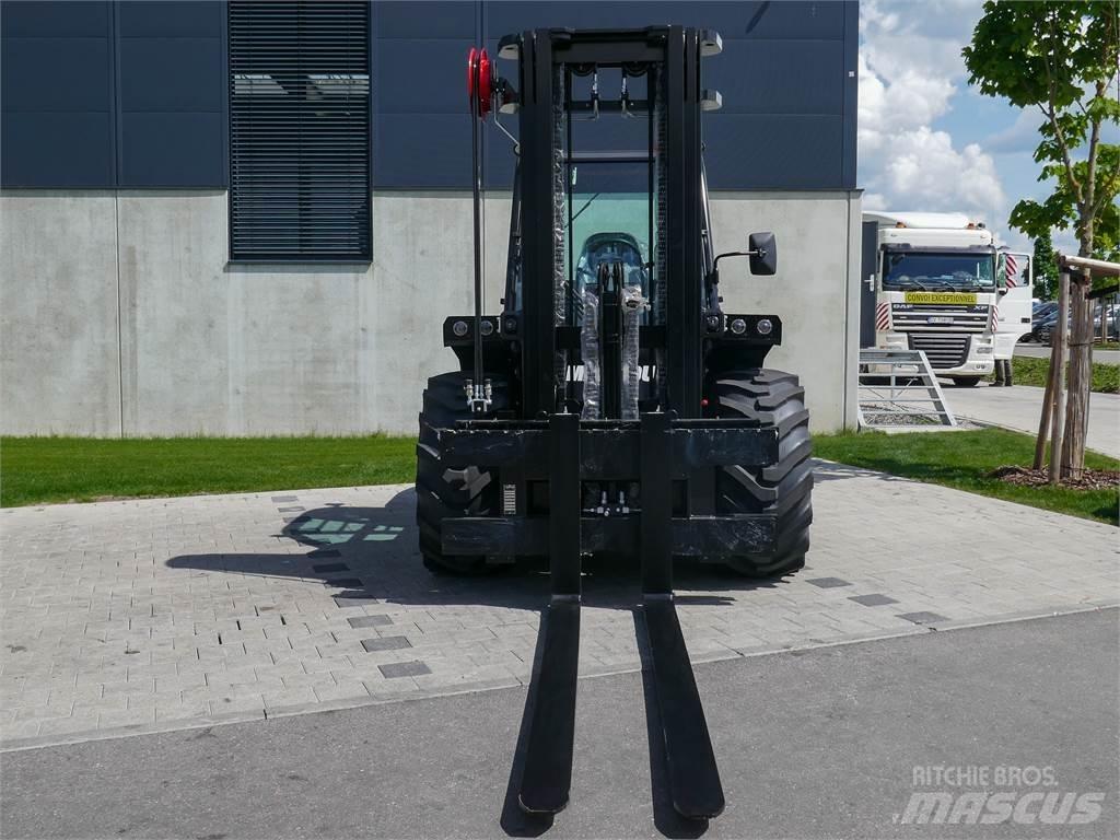 Manitou M 50-4 Masini de teren dificil