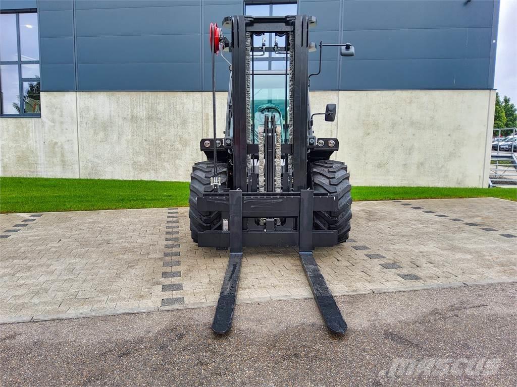 Manitou M 50-4 Masini de teren dificil