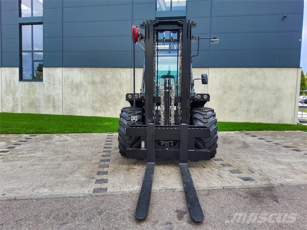 Manitou M 50-4 Masini de teren dificil