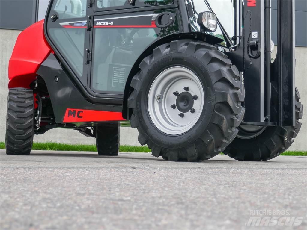 Manitou MC 25-4 Masini de teren dificil