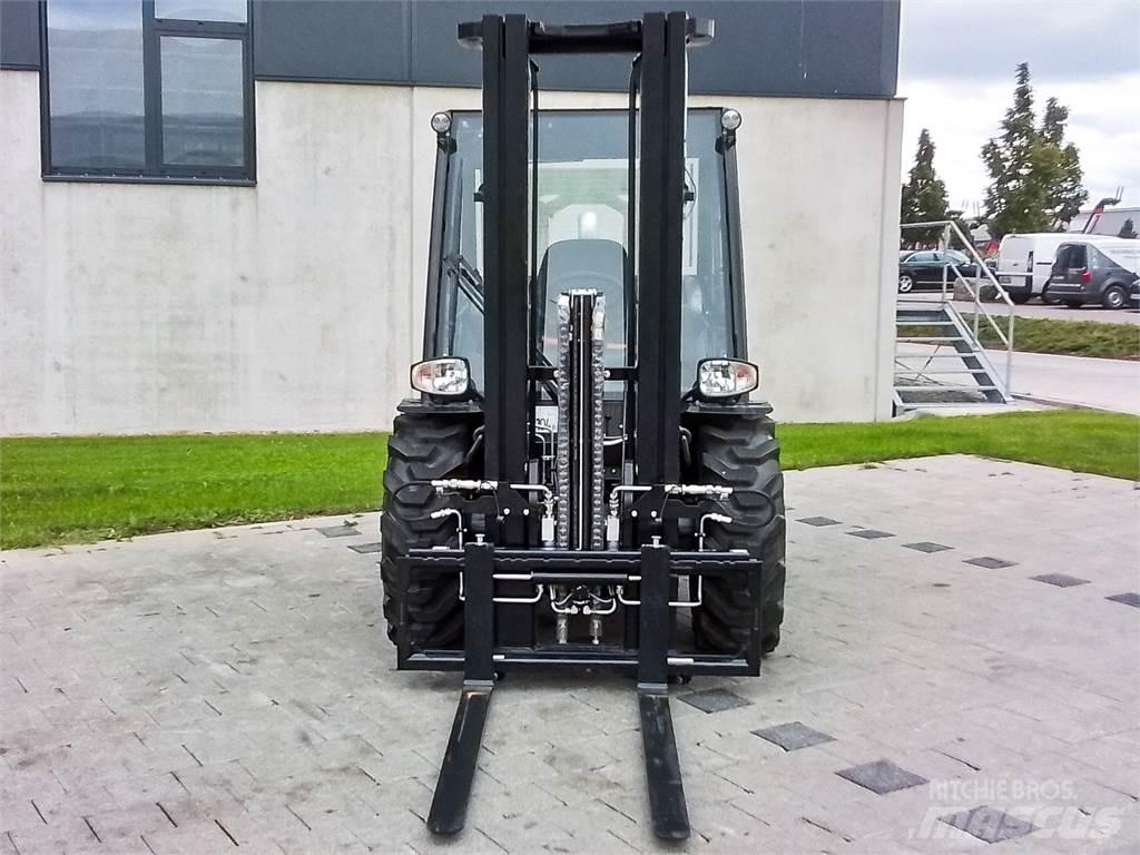 Manitou MC 25-4 Masini de teren dificil