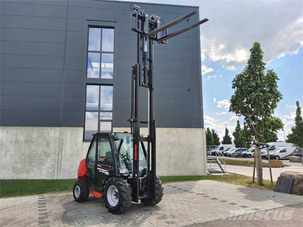 Manitou MC 30-4 Masini de teren dificil