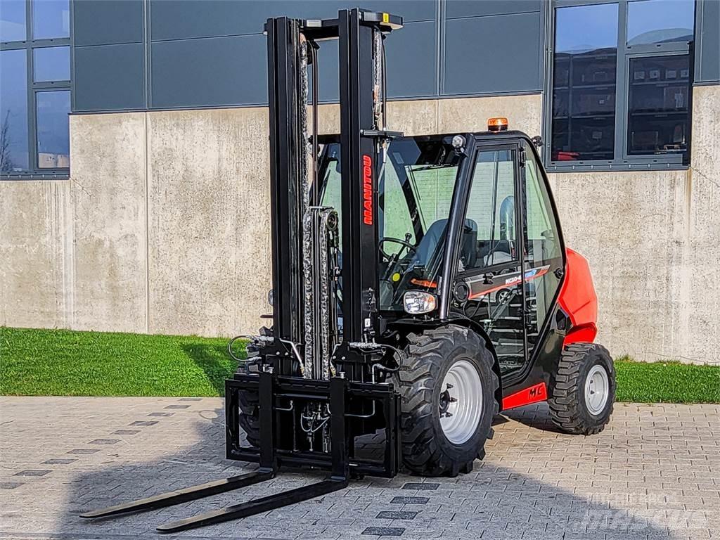 Manitou MC 30-4 Masini de teren dificil