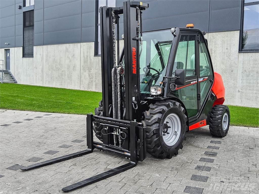 Manitou MC 30-4 Masini de teren dificil