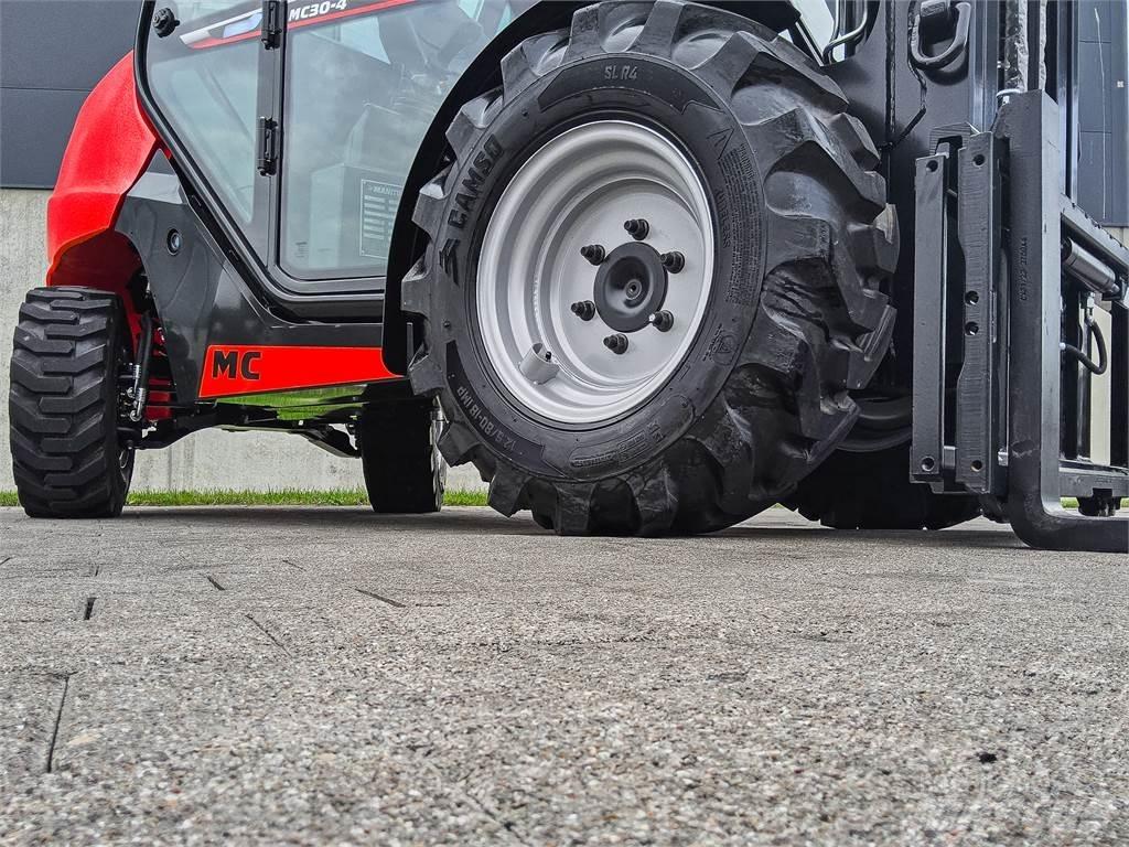 Manitou MC 30-4 Masini de teren dificil