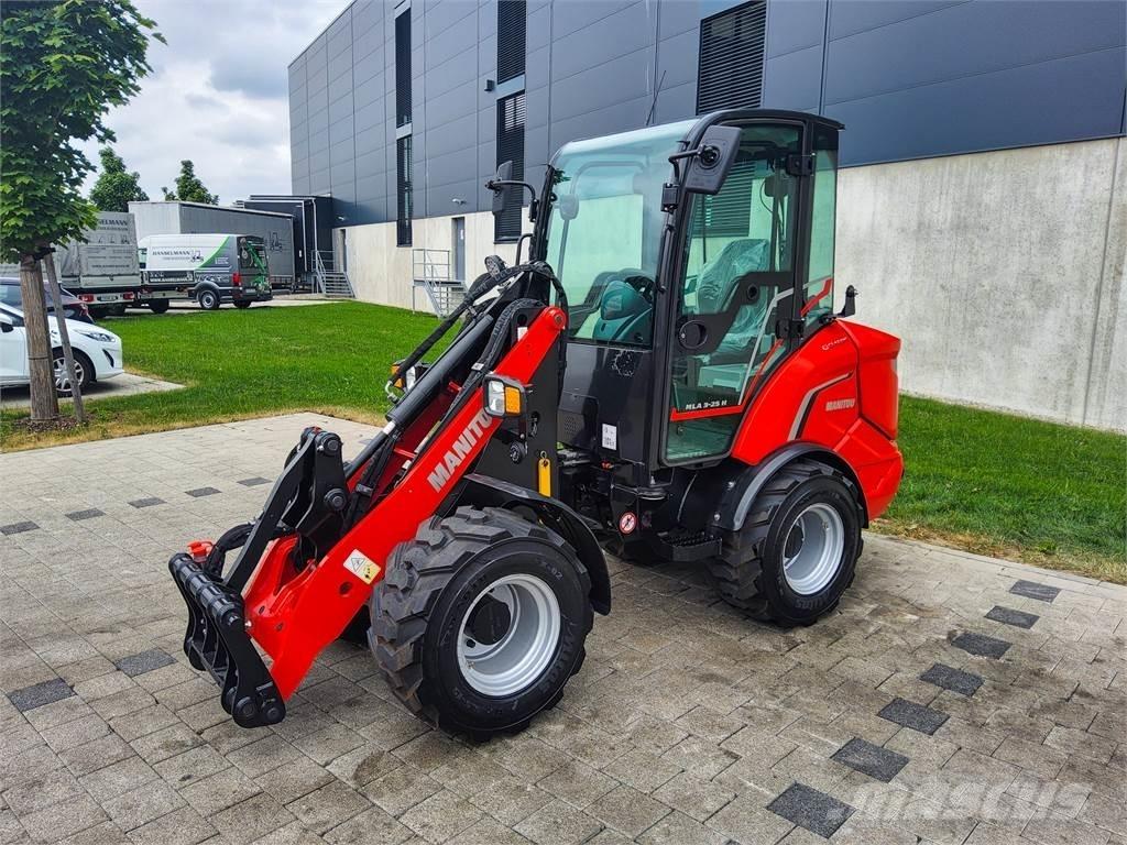 Manitou MLA 3-25H Mini excavatoare < 7t