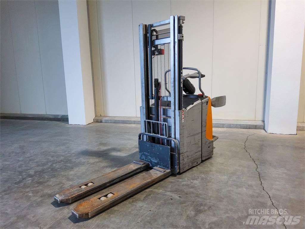 Still EXD-SF20 Transpaleta manuala