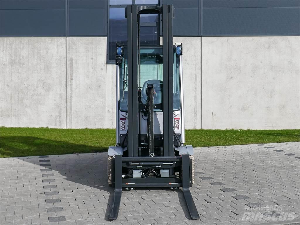 Still RX 60-25 Stivuitor electric