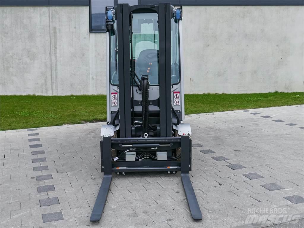 Still RX 60-25 Stivuitor electric