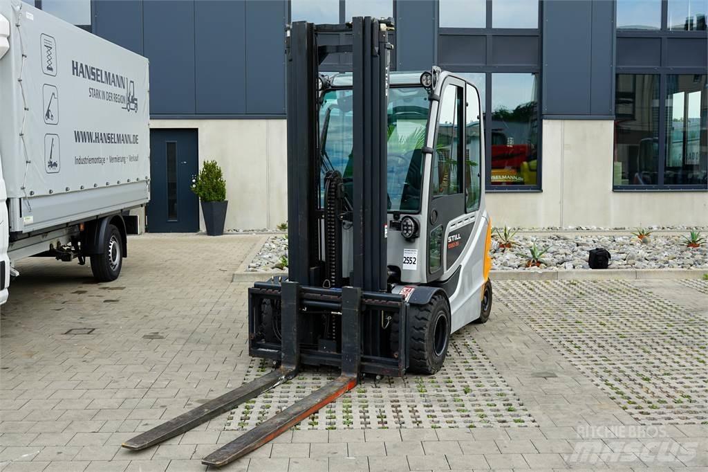 Still RX 60-35 Stivuitor electric