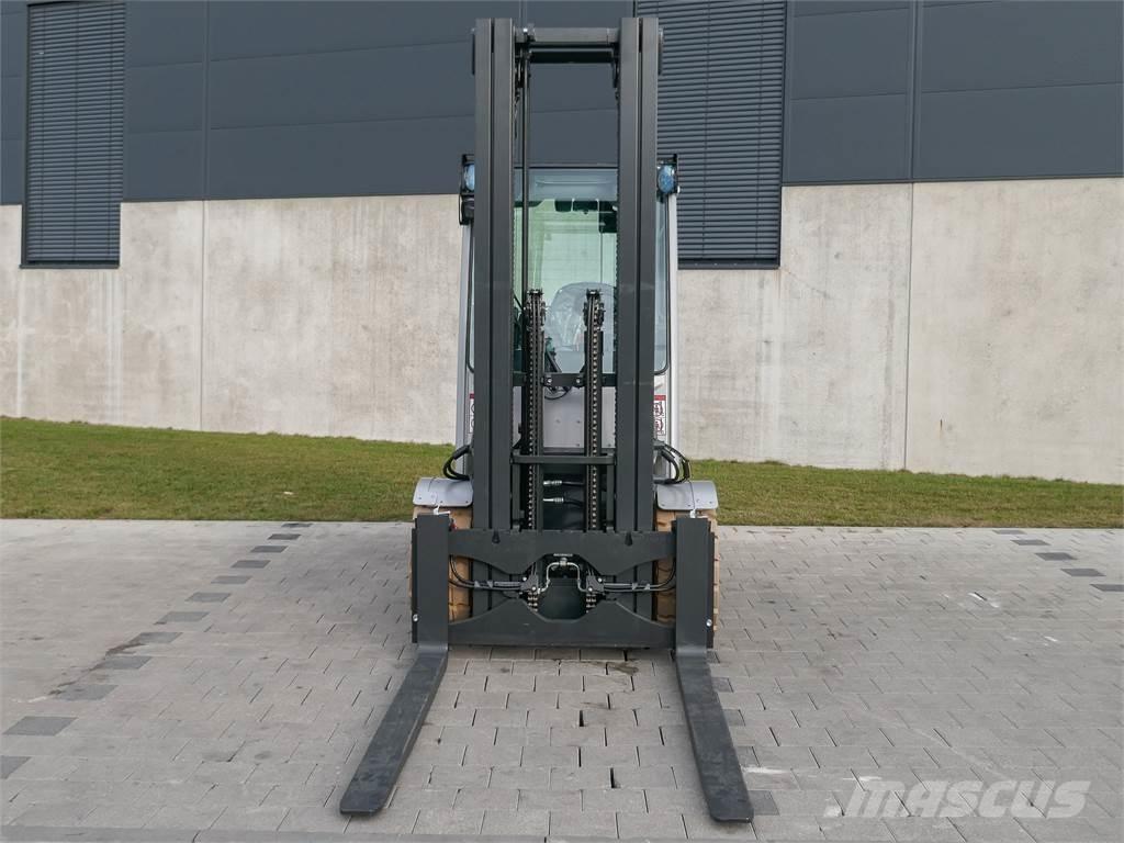 Still RX 60-50 Stivuitor electric