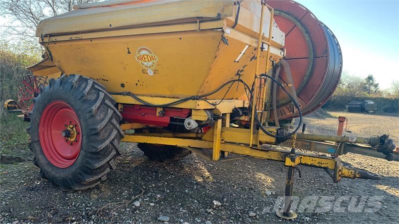 Bredal B 4 Împrastierea mineralelor