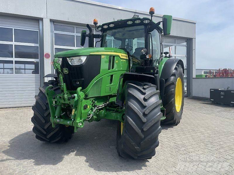 John Deere 6R 215 Tractoare