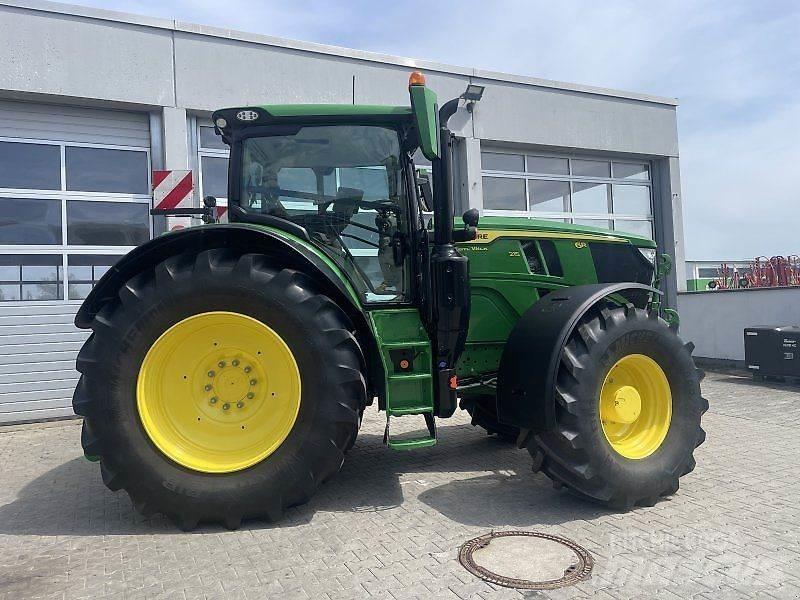 John Deere 6R 215 Tractoare