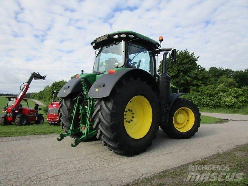 John Deere 7250R Tractoare