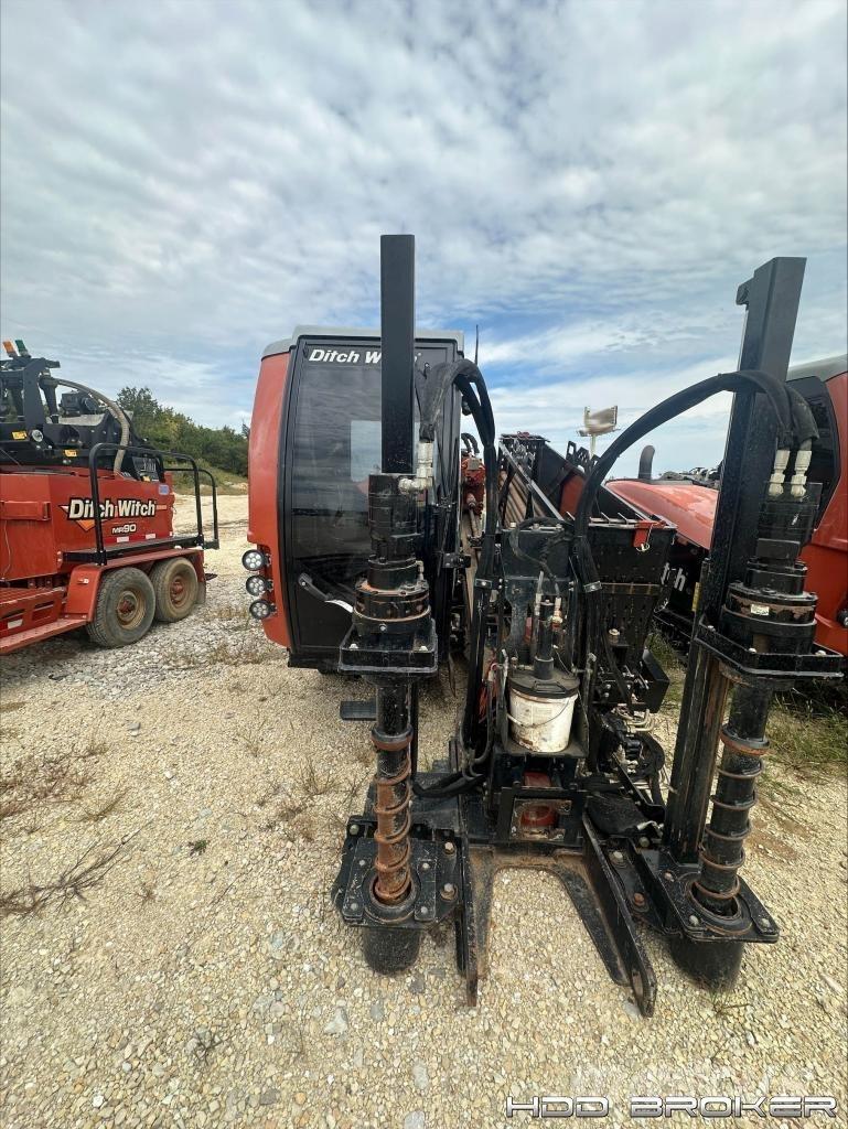 Ditch Witch AT32 Instalatii de foraj orizontal