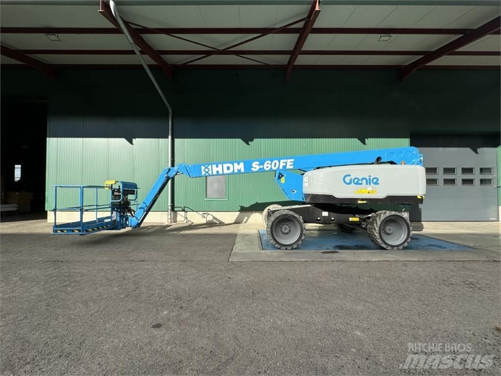 Genie S-60 FE Nacele cu brat articulat
