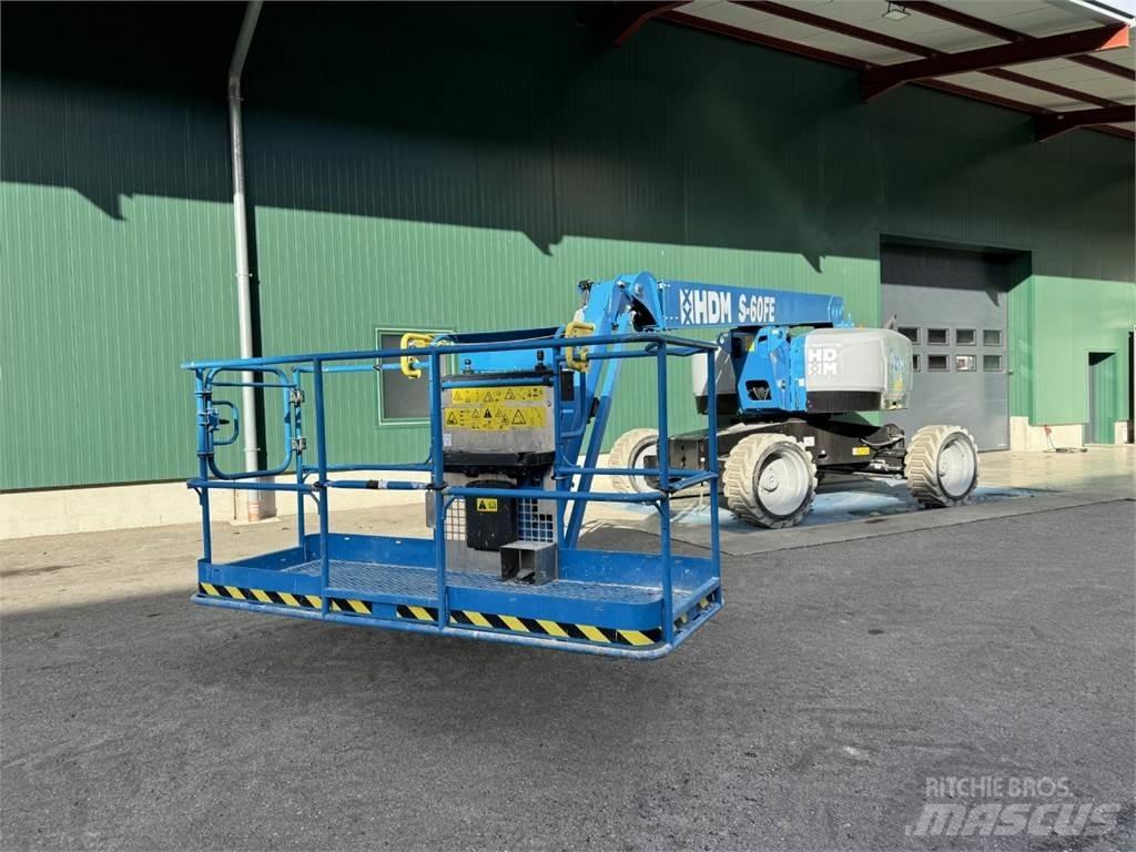 Genie S-60 FE Nacele cu brat articulat