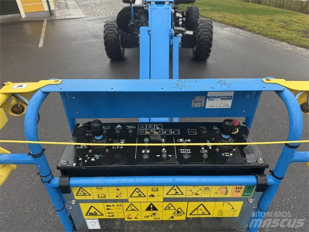 Genie S-65 XC Nacele cu brat articulat