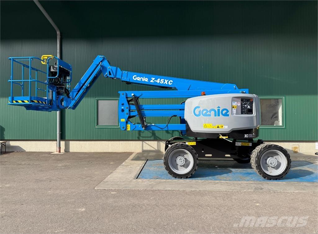 Genie Z-45 XC Nacele cu brat articulat