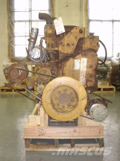 CAT C-9 Motoare
