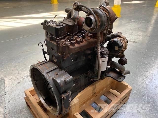 Cummins 4BT3.9 Motoare