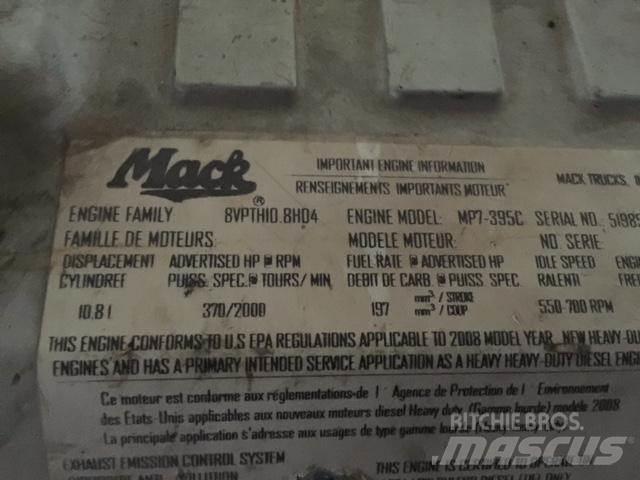 Mack MP7 Motoare