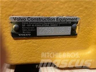 Volvo G990 Transmisie