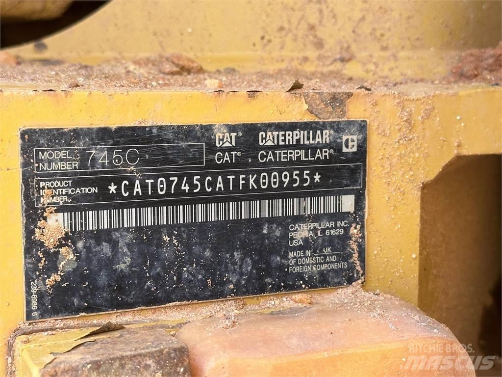 CAT 745C Transportoare articulate