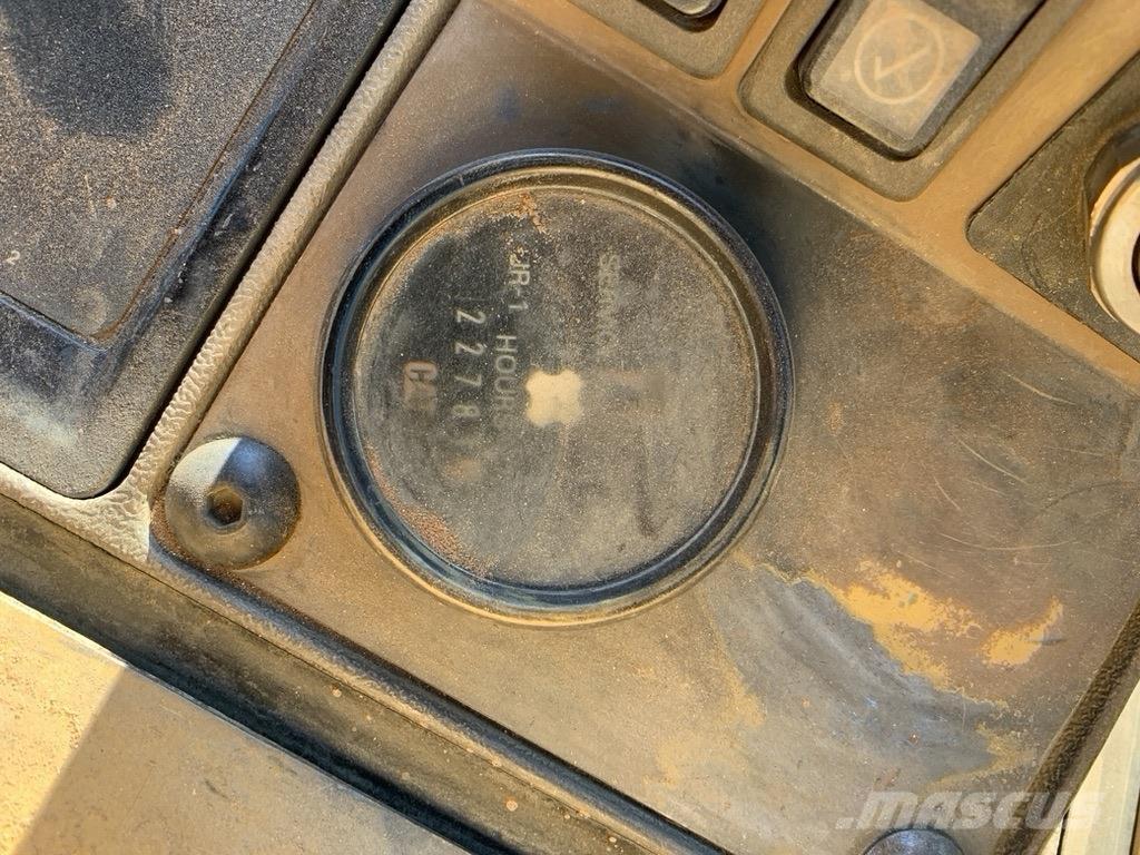 CAT 953B Utilaje construcții - Altele