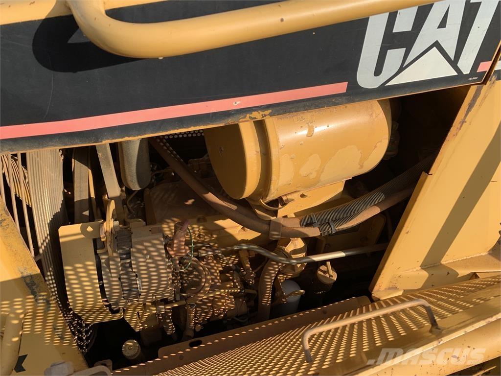 CAT D5M Utilaje construcții - Altele