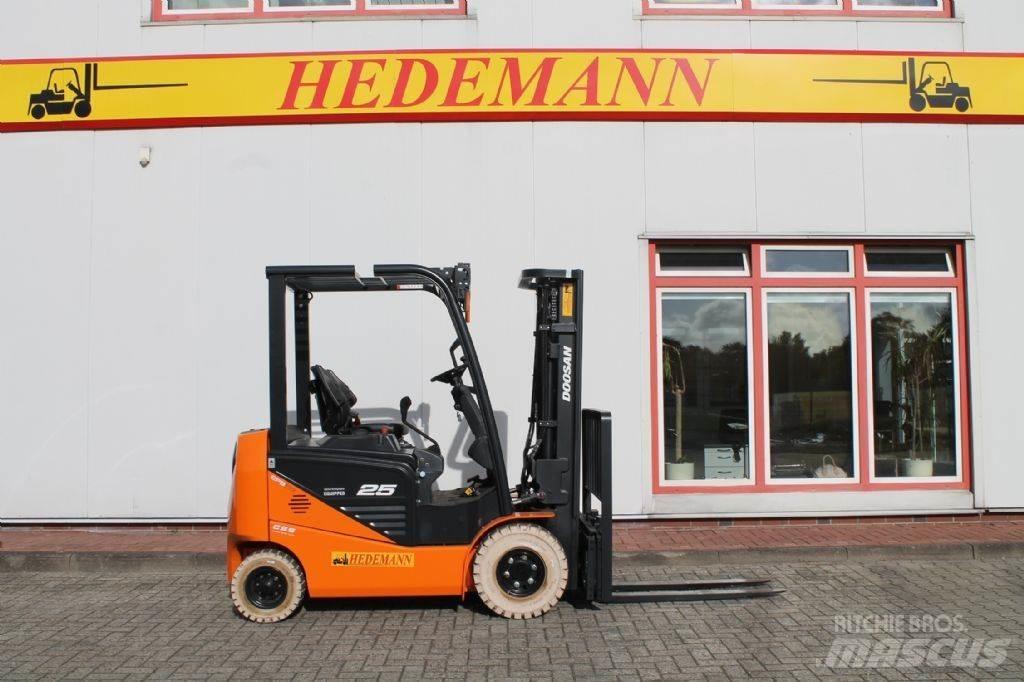 Doosan B25NS Stivuitor electric