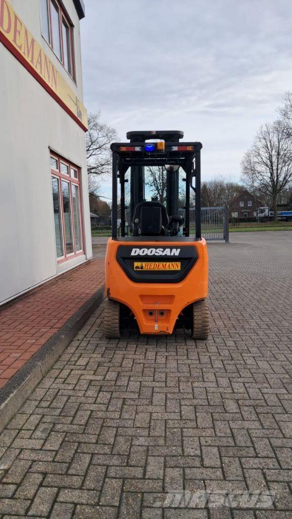 Doosan B30NS Stivuitor electric