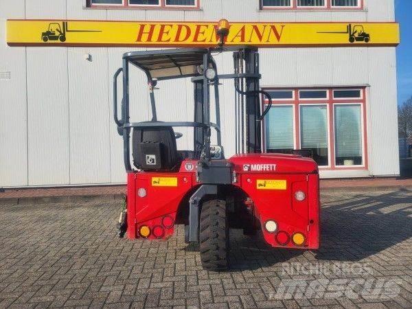 Moffett M4 25.3 Masini de teren dificil