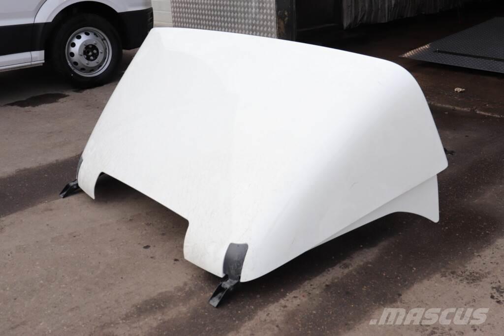 MAN TGS Tagspoiler Cabine si interior