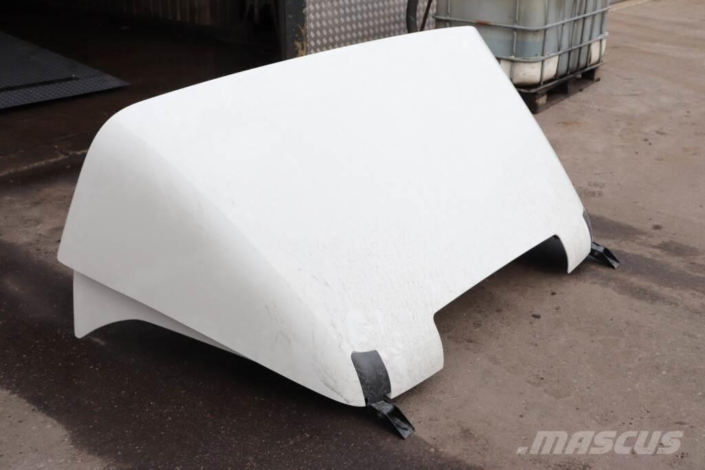 MAN TGS Tagspoiler Cabine si interior
