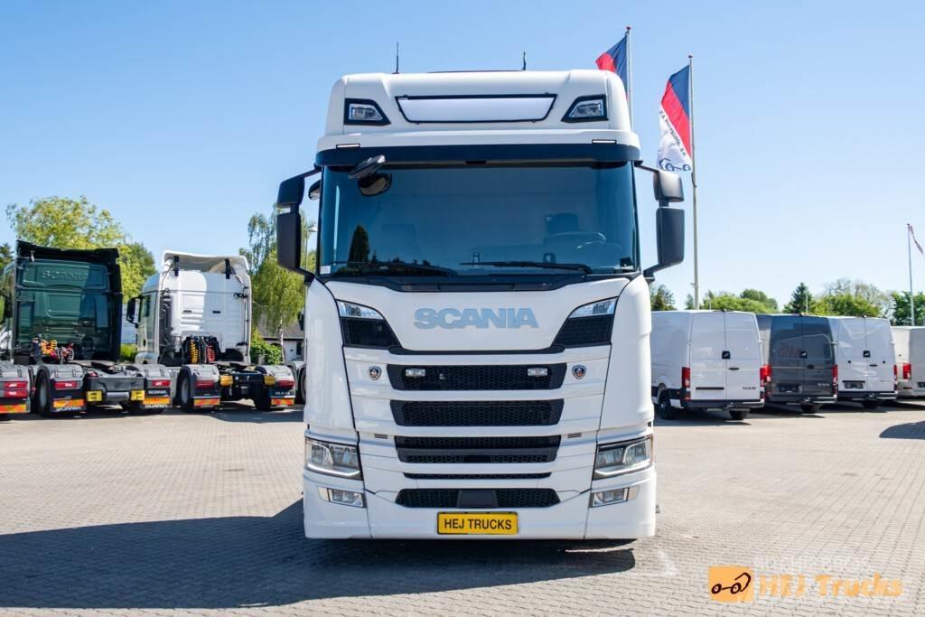 Scania R450 A6x2NB Autotractoare