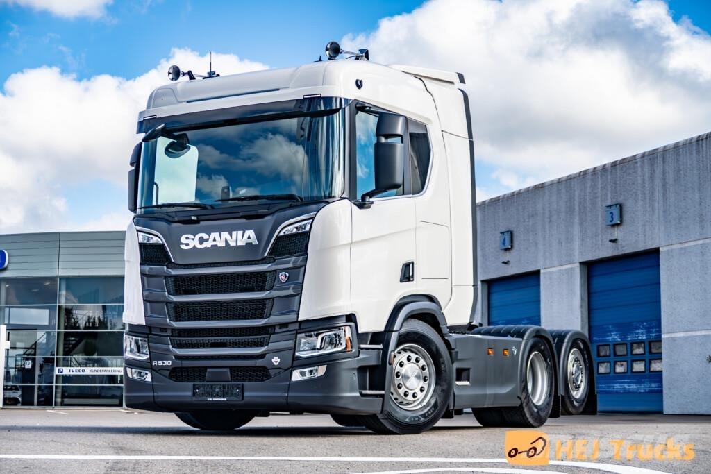 Scania R530 A6x2NB Autotractoare